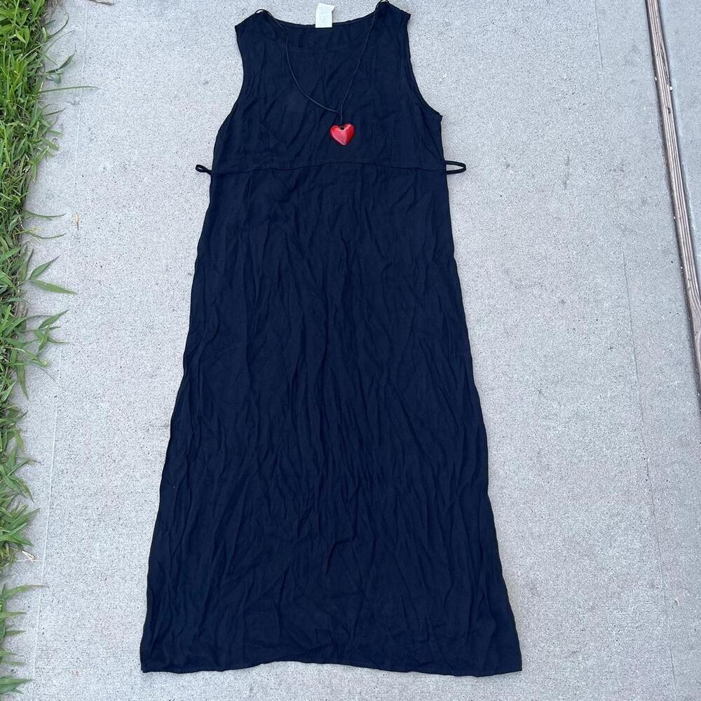 Cute vintage 90s black long dress with wood heart necklace attachment detail